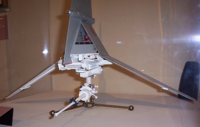 kg_t-16_skyhopper_studio_model-007-sized
