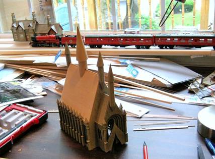 ho scale hogwarts castle