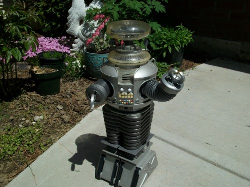 B9 robot 004 B9 robot 004