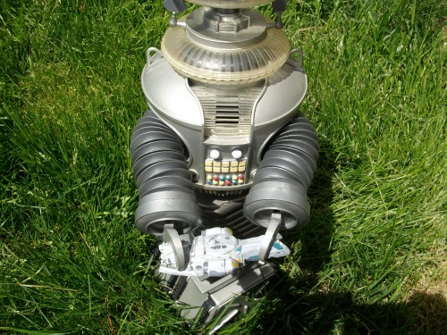 B9 robot 007 B9 robot 007