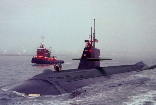 Z3 SEAVIEW departing New London at dawn Z3 SEAVIEW departing New London at dawn