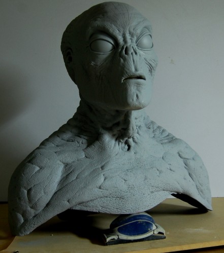 alien_bust07